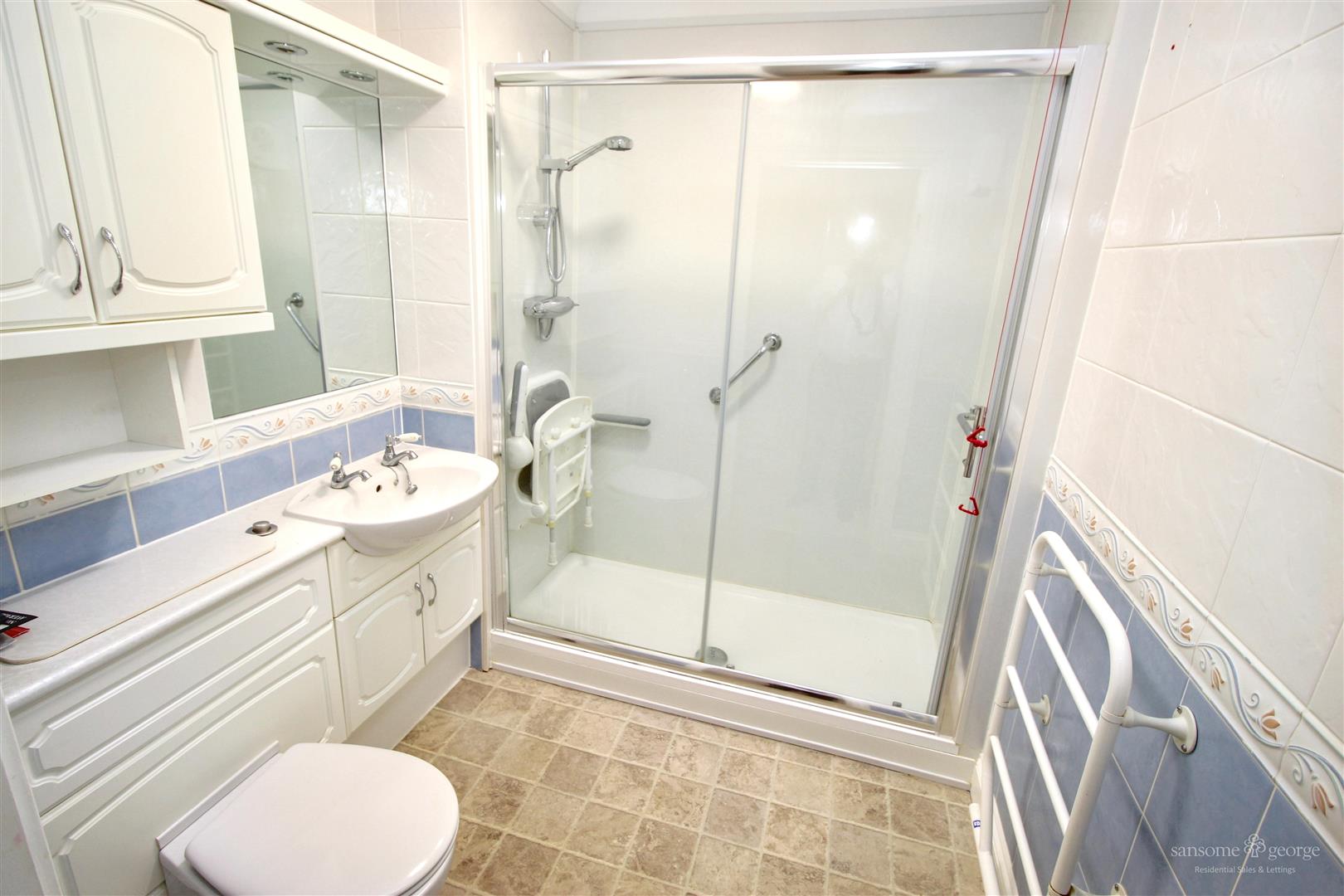 Bath Road, Calcot, Reading